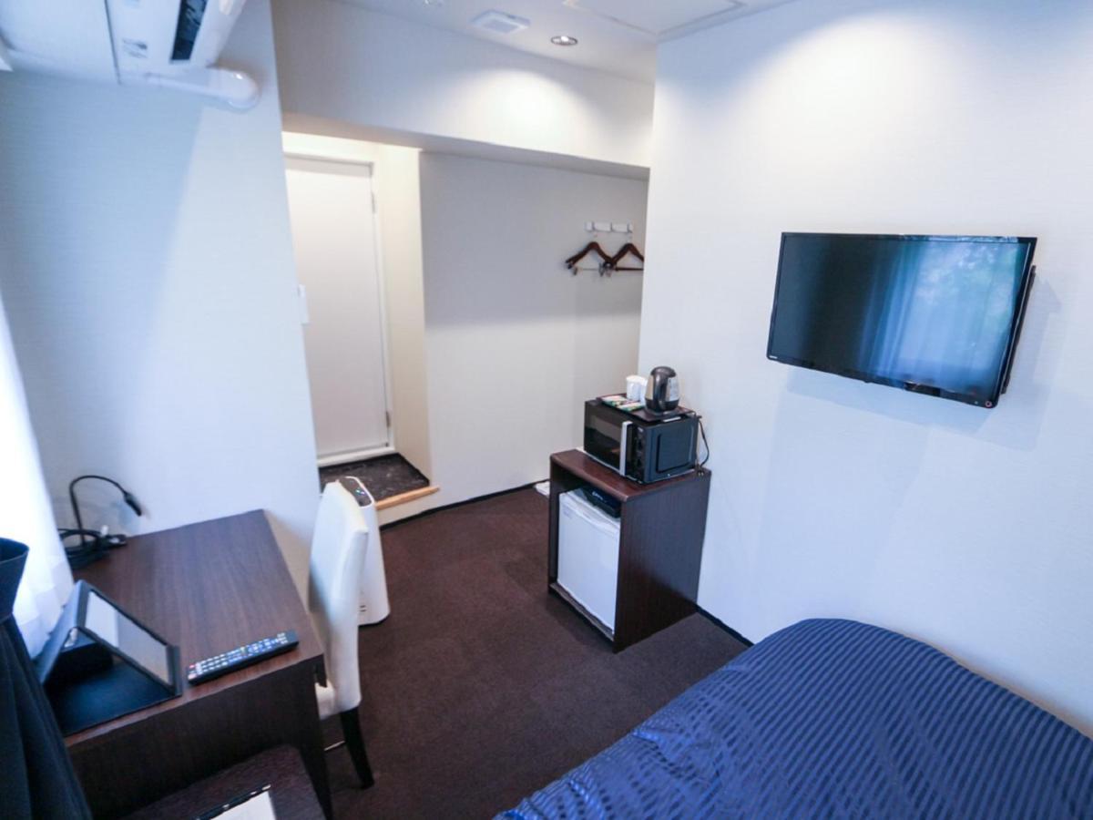 Hotel Livemax Yokohama Kannai Ekimae Kültér fotó