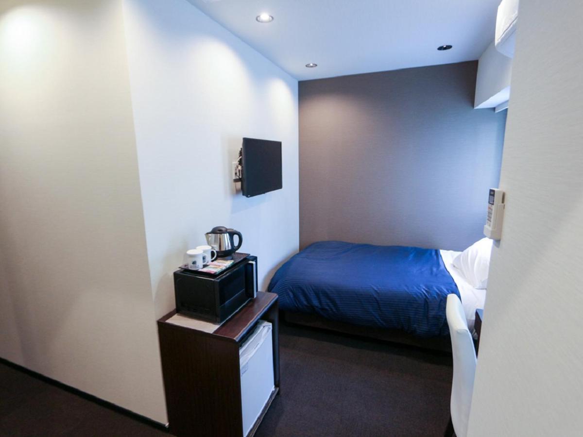Hotel Livemax Yokohama Kannai Ekimae Kültér fotó